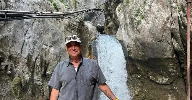 Eski Yeşilçam oyuncusu sosyal medyadan tanıştığı kadın tarafından bıçaklandı: Hastaneye kaldırılan oyuncu hayatını kaybetti