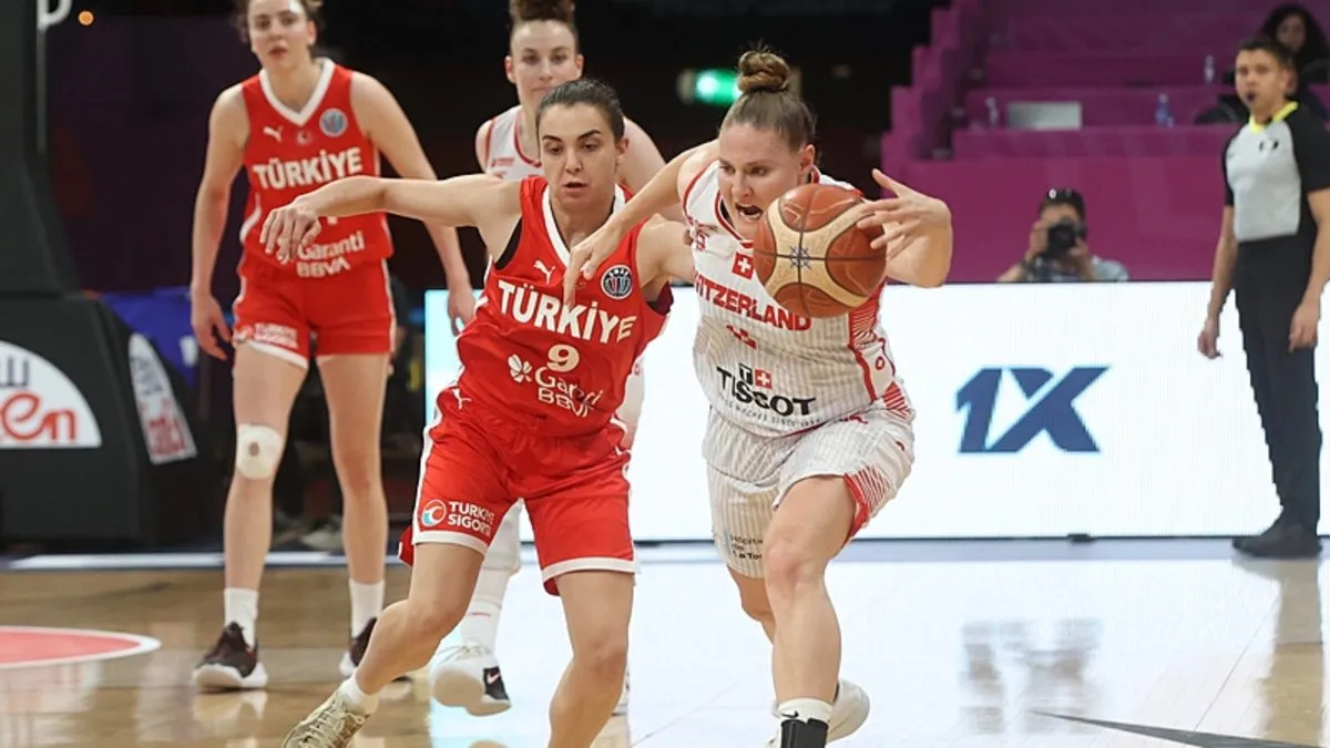 Milli basketbolcu Pelin Bilgiç, Yunanistan galibiyetine odaklandı! Milli basketbolcu Pelin Bilgiç, Yunanistan galibiyetine odaklandı!