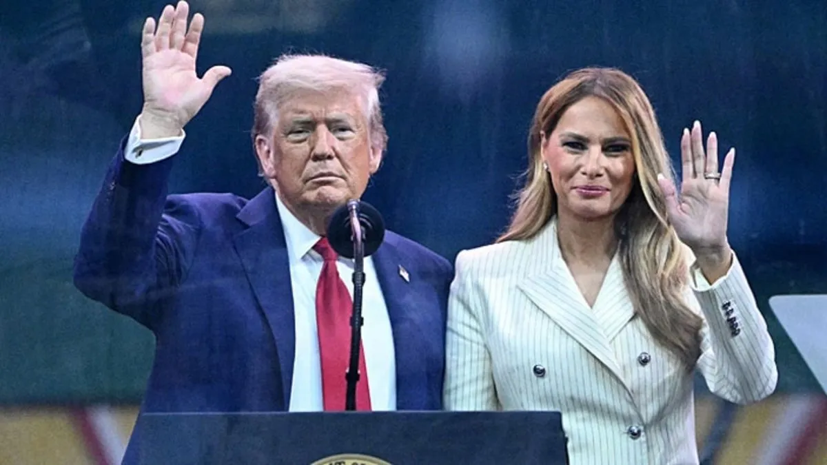Trump, tartışmalara neden olan Washington DC'deki askeri geçit törenine katıldı