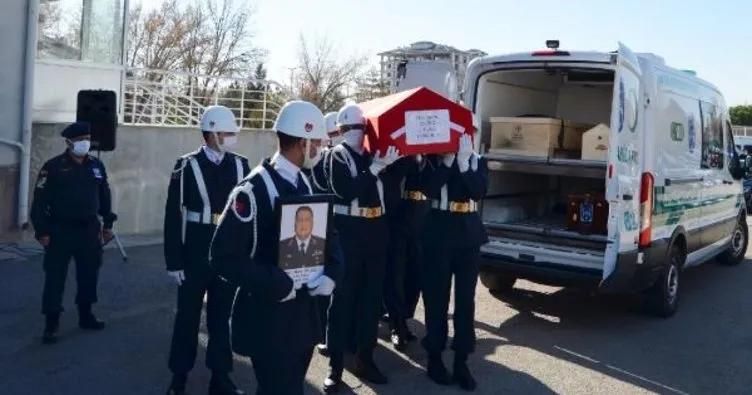 Kanser tedavisi gören Aksaray İl Jandarma Komutanı Bilgiç yaşamını yitirdi
