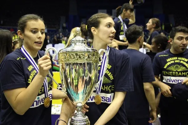 Fenerbahçe Universal şampiyon oldu