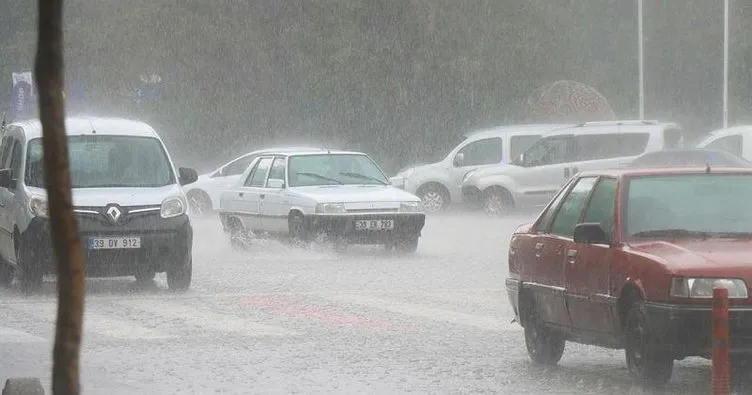 Son dakika: İstanbul’da yollar sular altında kaldı! Meteoroloji’den flaş hava durumu uyarısı