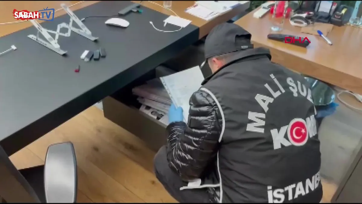 Üsküdar Belediyesi’ne ikinci dalga operasyonu: 7 gözaltı | Video videosunu izle Üsküdar Belediyesi’ne ikinci dalga operasyonu: 7 gözaltı | Video videosunu izle