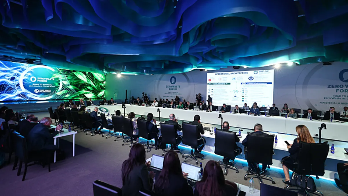 Sıfır Atık Forumu 2026’da uzmanlar, sıfır atık ve döngüsel ekonomi alanındaki bağlantıyı değerlendirdi Sıfır Atık Forumu 2026’da uzmanlar, sıfır atık ve döngüsel ekonomi alanındaki bağlantıyı değerlendirdi