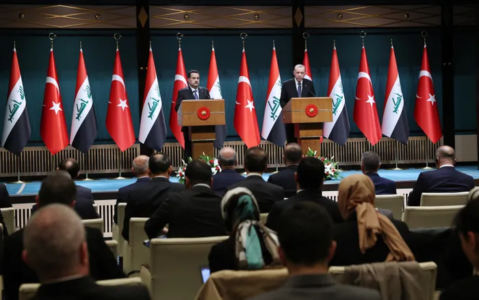 son-dakika-baskan-erdogan-bakanlarimizi-gorevlendiriyoruz-diyerek-duyurdu-yeni-ipek-yolu-olacak-1679416698901.jpg