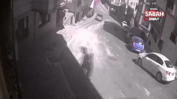 İstanbul'da girdikleri evlerde yaşayanlara corona virüsü hastalığı bulaştıran hırsızlar kamerada | Video
