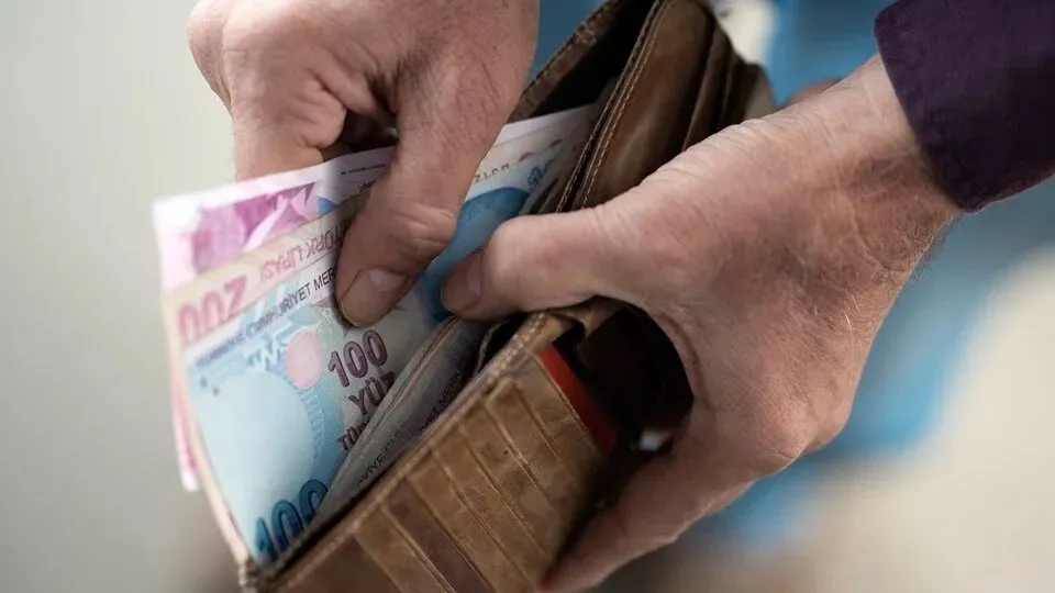 ZAMLI EMEKLİ MAAŞI ÖDEME TARİHLERİ OCAK 2025: SSK, Bağkur, Emekli Sandığı zamlı emekli aylıkları ne zaman yatacak? 4A-4B-4C maaş ödeme günleri