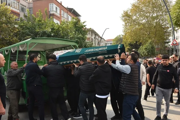 Cenaze namazı sırasında bir görüntü