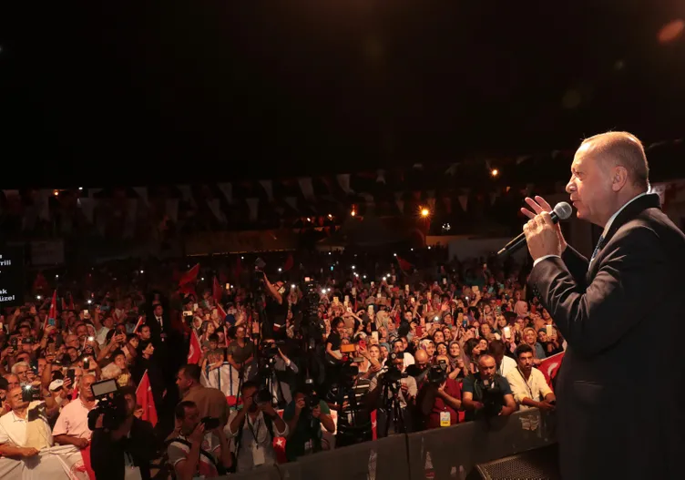 Cumhurbaşkanı Erdoğan, su ürünleri av sezonunun açılış programına katıldı