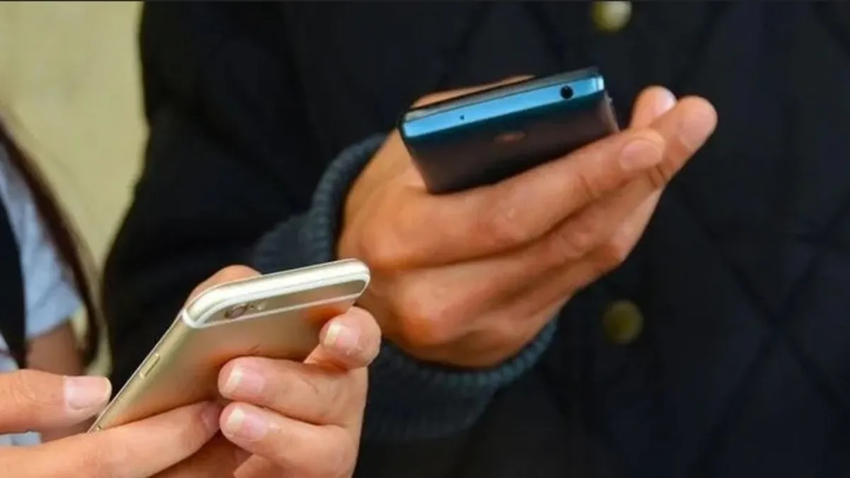 İran’ı arayanların duyduğu gizemli ses kaydı: İsrail ve İran’dan şüpheleniliyor İran’ı arayanların duyduğu gizemli ses kaydı: İsrail ve İran’dan şüpheleniliyor