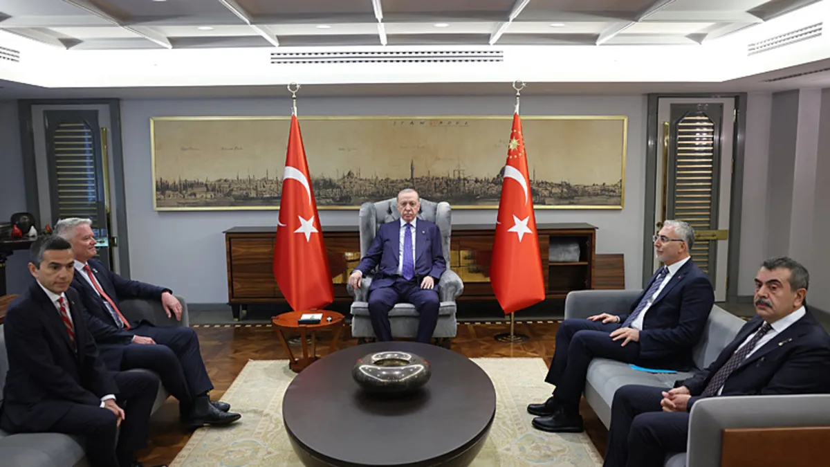 Başkan Erdoğan, OECD Genel Sekreteri Cormann’ı kabul etti Başkan Erdoğan, OECD Genel Sekreteri Cormann’ı kabul etti