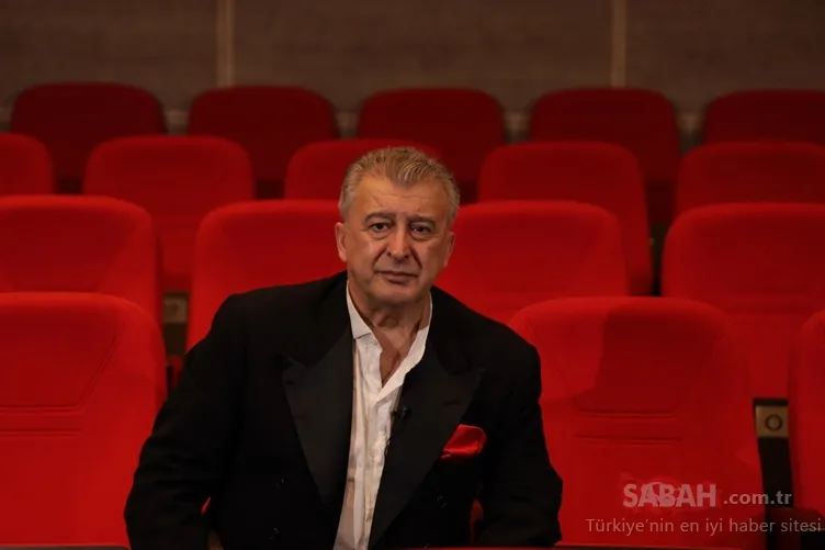 Hüseyin Avni Danyal: Oyuncunun gerçek performansını televizyonda değil, sahnede görürsünüz!