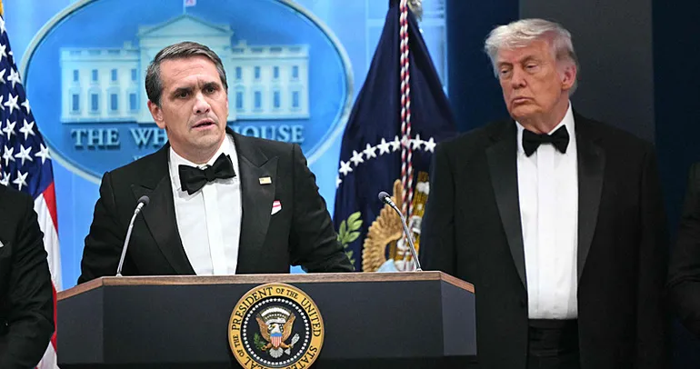 Trump’tan kritik Adalet Bakanı hamlesi: Eski avukatını göreve aday gösterdi