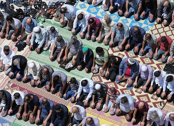 Ramazan’ın ilk cuma namazı
