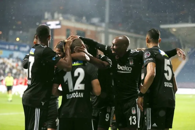 Erman Toroğlu’ndan maç sonrası çarpıcı sözler! Bu Beşiktaş enkazını kaldırsınlar