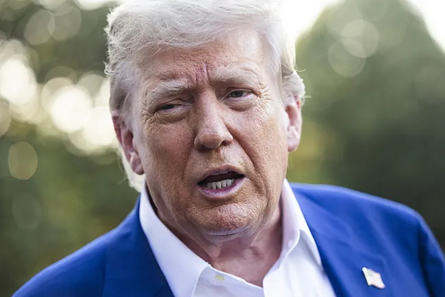 trumptan-iranda-rejim-degisikligi-mesaji-biz-kaos-istemiyoruz-1750789633800.jpeg Trump'tan 'İran'da rejim değişikliği' mesajı: Biz kaos istemiyoruz