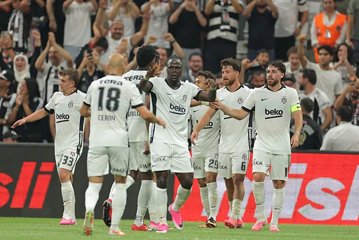 besiktas-avantaji-kapti-kartal-sahasinda-midtjyllandi-devirdi-1784835934143.jpeg