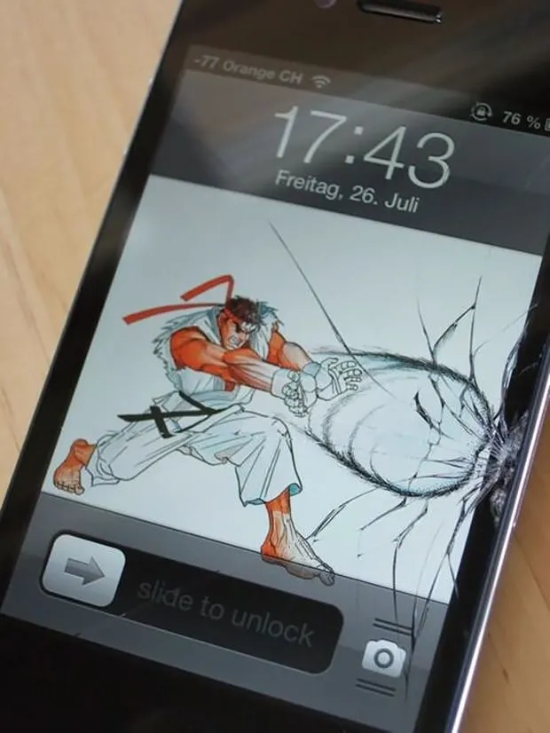 ekrani catlayan telefonlar icin ilginc