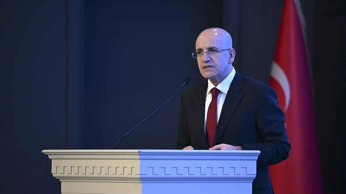 Bakan Şimşek: İhracat ve turizm performansı cari dengeyi destekliyor Bakan Şimşek: İhracat ve turizm performansı cari dengeyi destekliyor