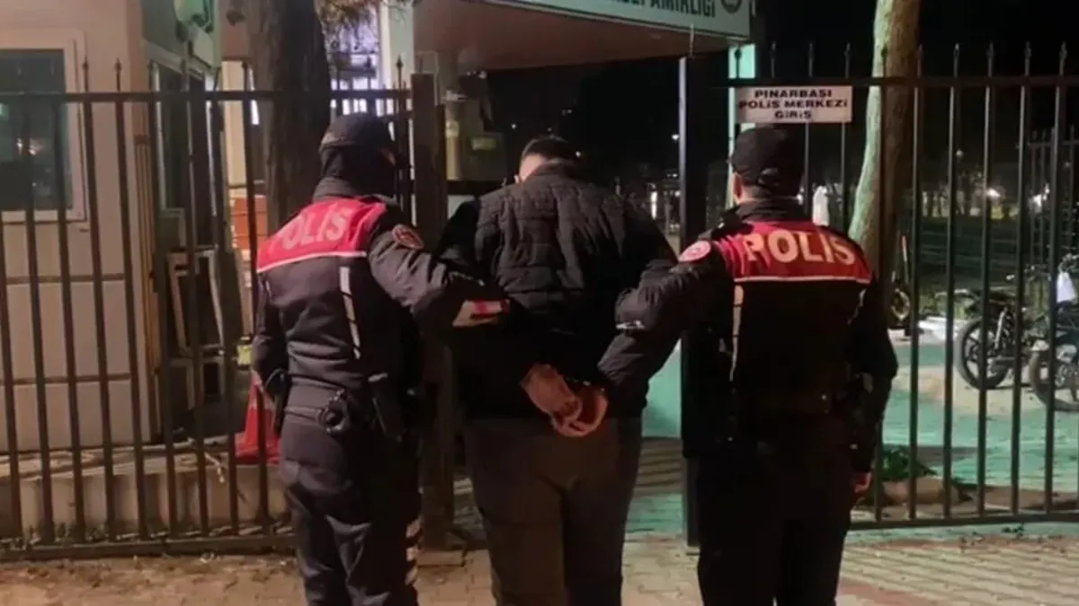 Sahte polisin 128 suç kaydı çıktı!