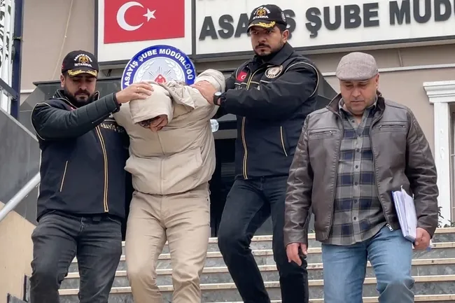 nurtepe-viyadugundeki-sir-cesette-bir-kisi-gozaltina-alindi-olayi-atk-raporu-aydinlatacak-1770294708979.jpeg