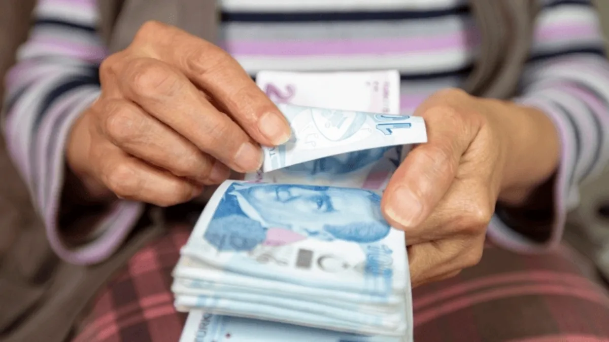 EMEKLİ ZAMMI SON DAKİKA! Emekli maaşına düzenleme için TBMM’de ilk adım! Taban aylık kaç TL olacak?