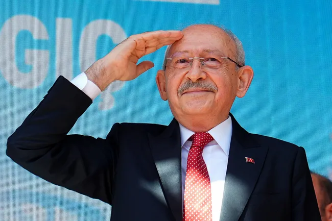 son-dakika-alevilerden-garip-dede-provokasyonuna-sert-tepki-ozgur-ozel-ve-destekcilerine-buyuk-ofke-miting-ala-1782555036812.jpg SON DAKİKA… Alevilerden Garip Dede provokasyonuna sert tepki! Özgür Özel ve destekçilerine büyük öfke: Miting alanına çevirdiniz!