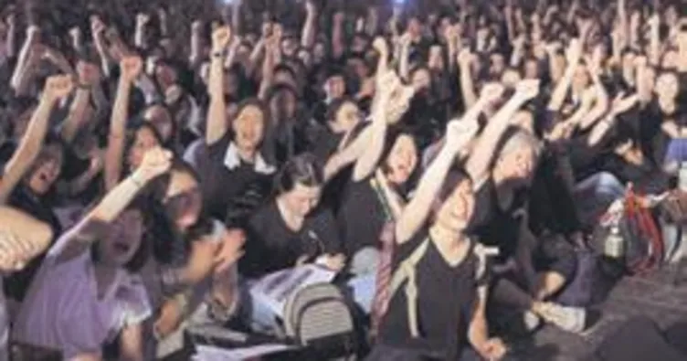 Tartışmalı yasa askıda