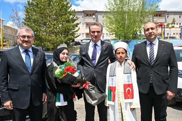 hafizligini-tamamlayan-111-ogrenci-icazet-aldi-1780502526411.jpg