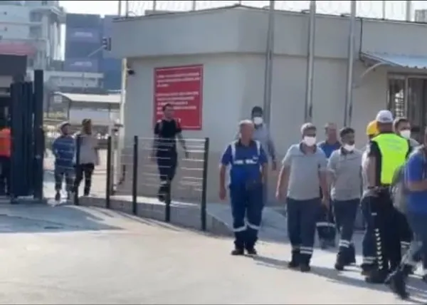 mersin-limaninda-gaz-sizintisi-nedeniyle-isciler-zehirlendi-1788508033222.jpg
