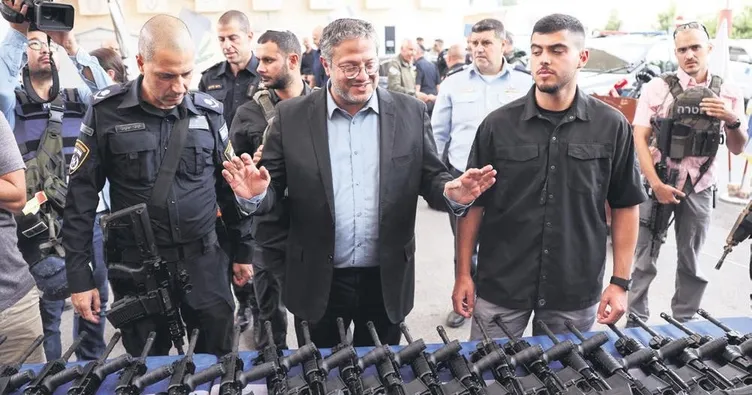 İç savaşa sürüklüyorlar