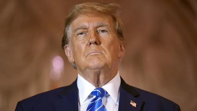trump-irana-saldiri-planini-destekleyen-ilk-ismi-acikladi-1774372638737.jpg Trump, İran’a saldırı planını destekleyen ilk ismi açıkladı!