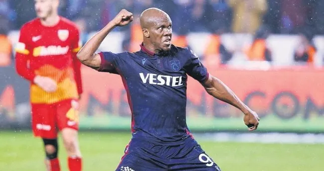 Nwakaeme rekora koşuyor