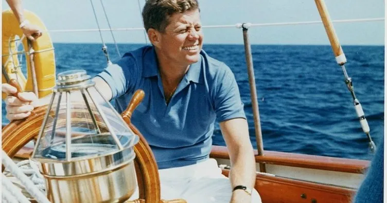 Suikaste kurban giden John F. Kennedy’nin romantik mektupları satıldı