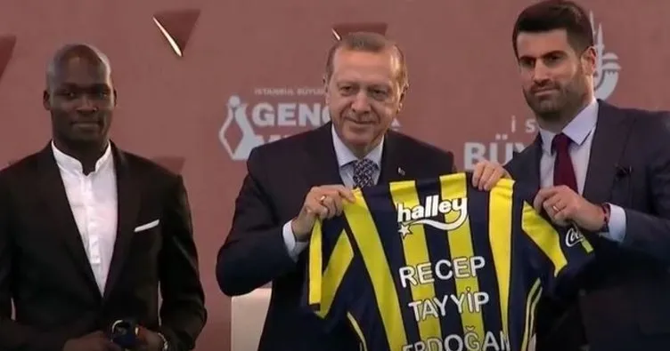 Cumhurbaşkanı Erdoğan’a sürpriz hediye
