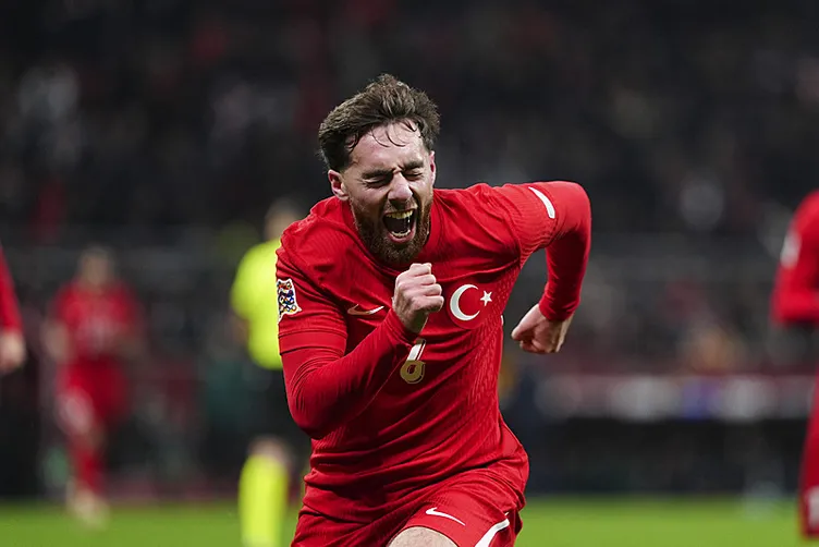 Son dakika haberi: A Milli Futbol Takımı ve Montella’dan yıllar sonra dikkat çeken başarı! Macaristan galibiyeti sonrası...