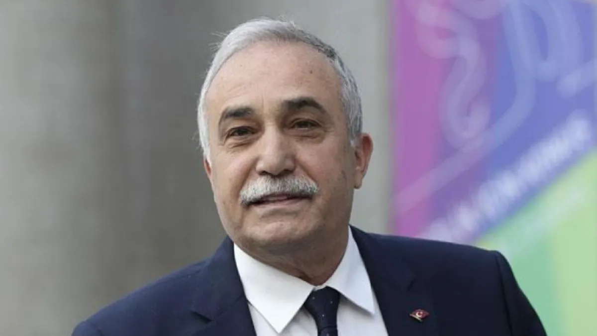 Ahmet Eşref Fakıbaba İYİ Parti'den istifa edeceğini açıkladı! Terörsüz Türkiye'ye desteği Müsavat Dervişoğlu'nu rahatsız etti haber görseli