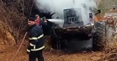 Artvin de iş makinesi alev alev yandı
