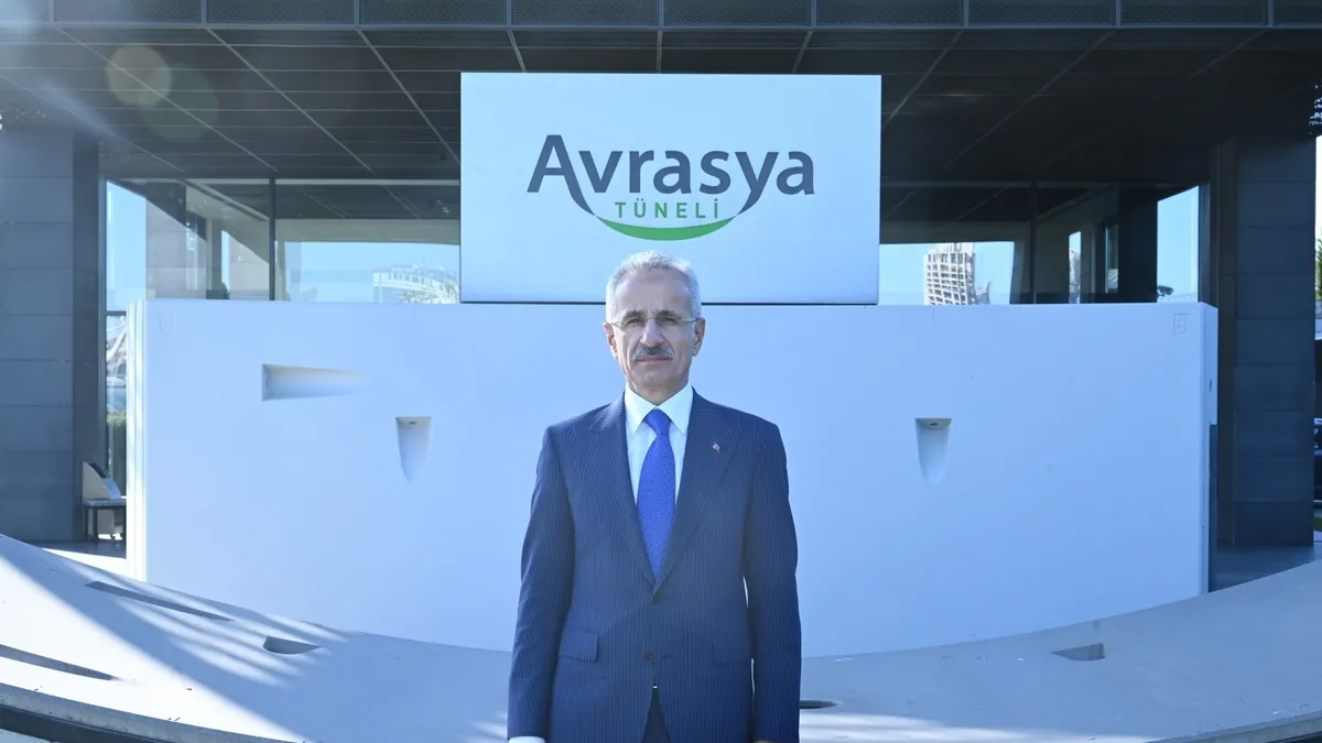 Bakan Uraloğlu duyurdu: Avrasya Tüneli’nde yeni rekor! Bir günde 94 bini aşkın araç geçti haber görseli