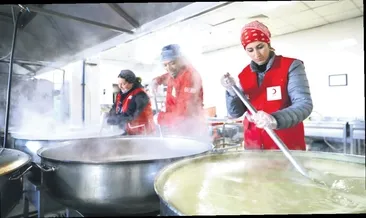 Kızılay yaraları sarıyor