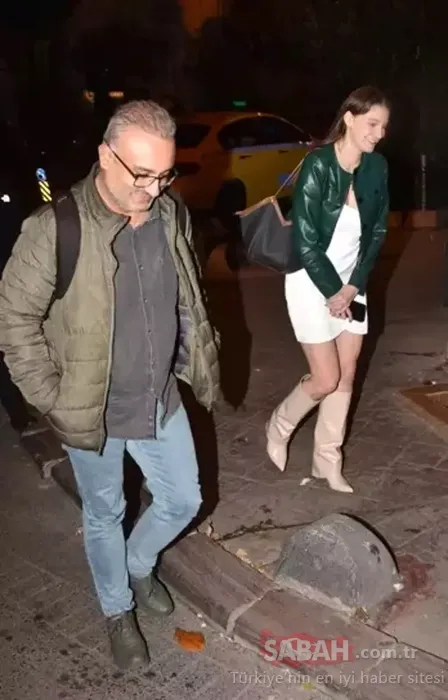 Rüştü Onur Atilla gizemli kız arkadaşıyla yakalandı! Sinem Ayyıldız ile boşandıktan 20 gün sonra Nez ile aşk yaşamaya başlamıştı...