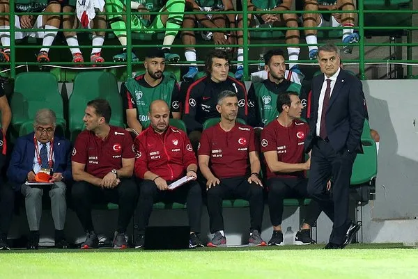 Türkiye - Moldova maçında dikkat çekenler