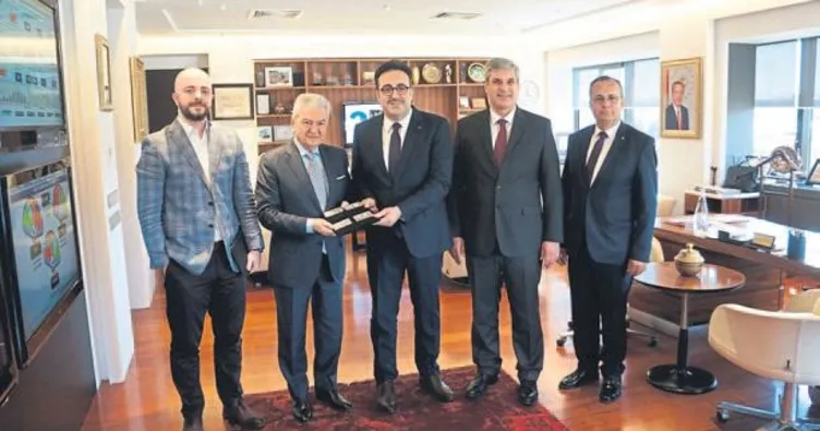 Demirtaş’tan THY’ye İzmir’i uçurun isteği