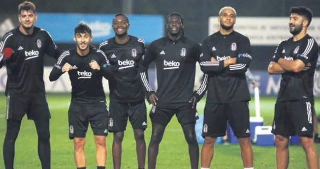 Mensah takıma döndü