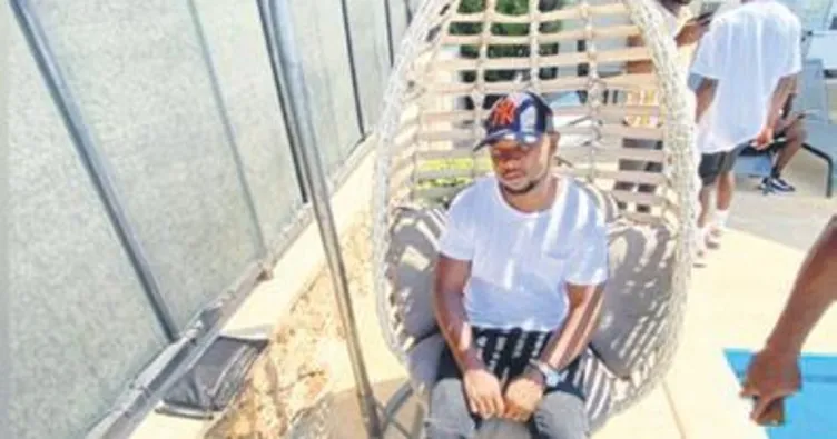 Türkiye vaadi ile dolandırdılar