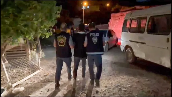 gazino-ve-otelllere-yapilan-operasyonlarda-22-supheli-tutuklandi-1791141147552.jpg