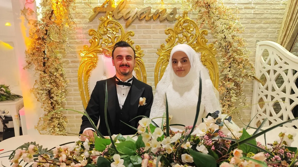 Ali ve İmat Elmalı çifti, nadir görülen ALD hastalığına karşı verdikleri yaşam mücadelesinin ardından nikah masasına oturmaya hazırlanıyor.