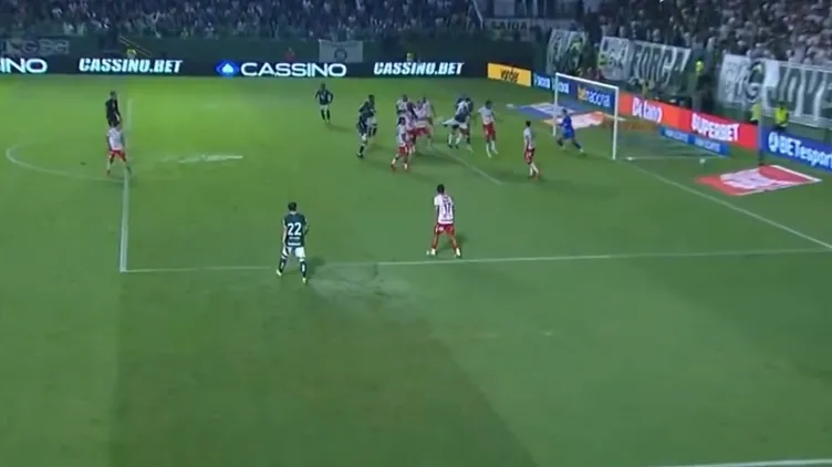 Mauro Icardi sevinci başına iş açtı! Gol sonrası hakemin kararı herkesi şaşırttı…