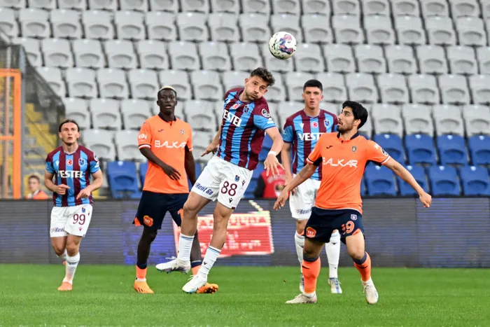 son-dakika-haberi-trabzonspor-ligi-maglup-bitirdi-firtina-basaksehir-engeline-takildi-1686077018513.jpg