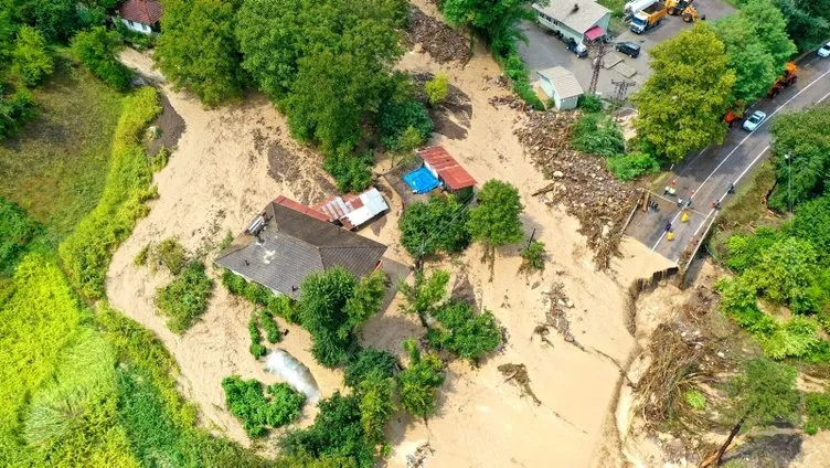 Son dakika: Bartın Sinop Kastamonu ve Samsun’da sel felaketi! Hastane tahliye edildi, yollar çöktü, köprüler yıkıldı...